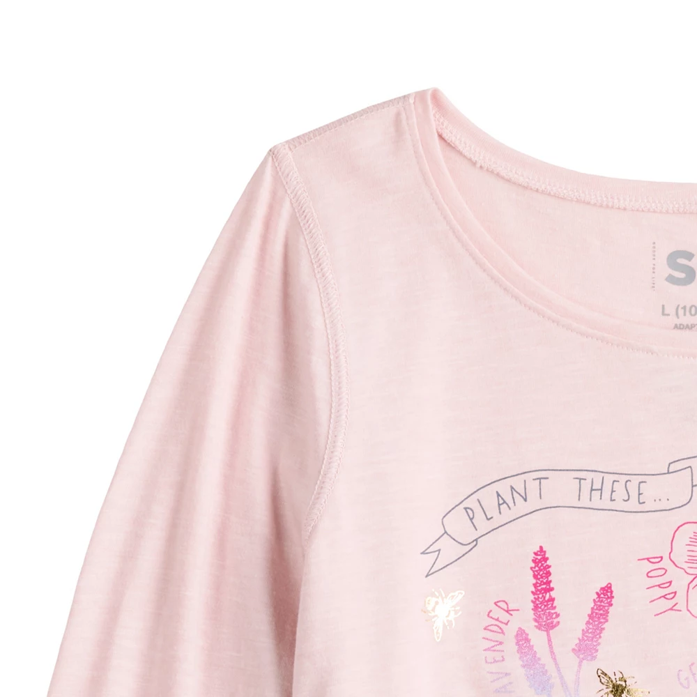 Girls 6-20 SO® Adaptive Sensory Favorite Graphic Tee in Regular & Plus 4 Girls 6-20 SO® Adaptive Sensory Favorite Graphic Tee in Regular & Plus - Image 4